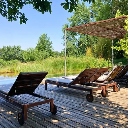 Prázdninový dům Domaine De La Beurrerie, 25